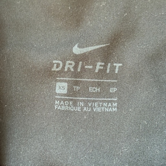 Nike Dri Fit Leggings Black Cropped Activewear Gym Size XS Womens - Picture 3 of 4
